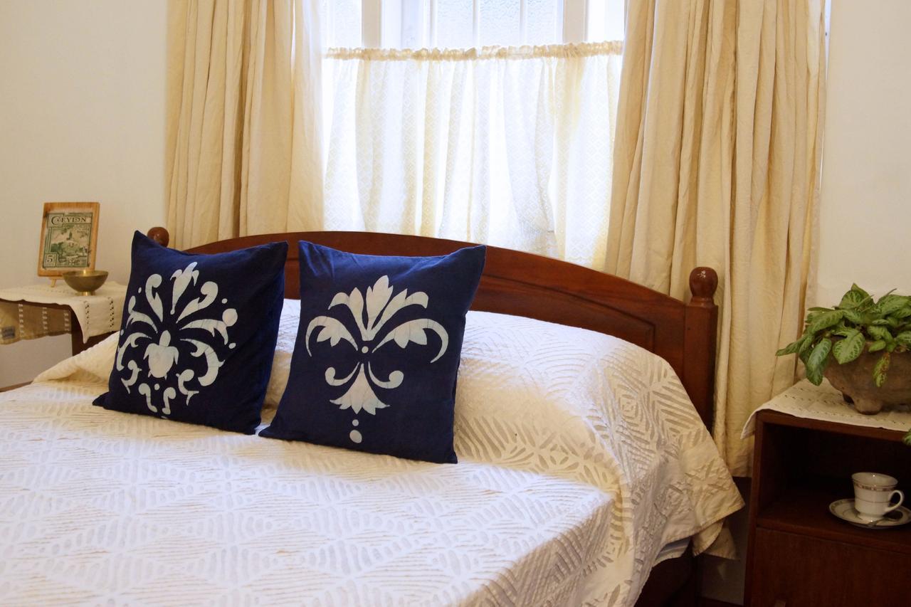 Charming Homestay By The Beach Dehiwala-Mount Lavinia Екстер'єр фото